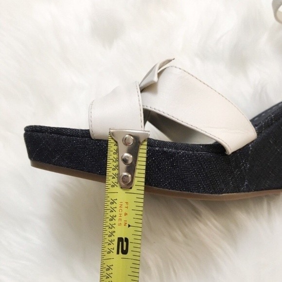 Ann Taylor Women's Denim & White Leather Bow‎ Wedges Sandals Shoes Size 9.5 - Picture 8 of 8